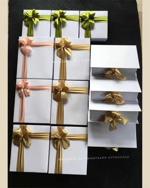 Ribbon Tie Ring Box